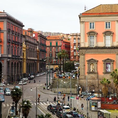 نابولي B&B La Dimora Del Conte المظهر الخارجي الصورة