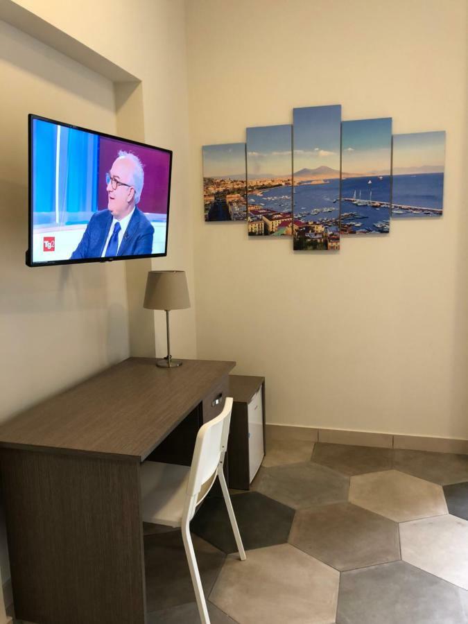 نابولي B&B La Dimora Del Conte المظهر الخارجي الصورة